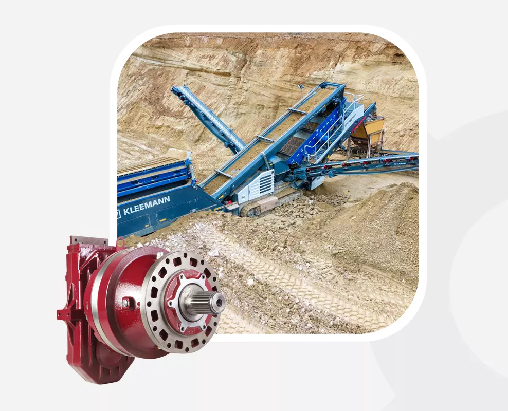 Industrial gearbox used in vibrating screens